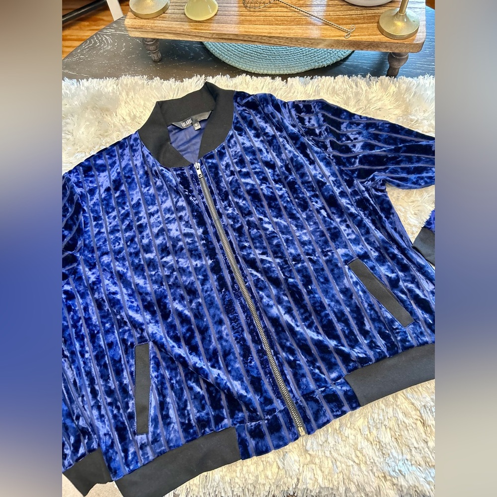 LuLaRoe Large Elegant line Bomber. Excellent shape. Beautiful!